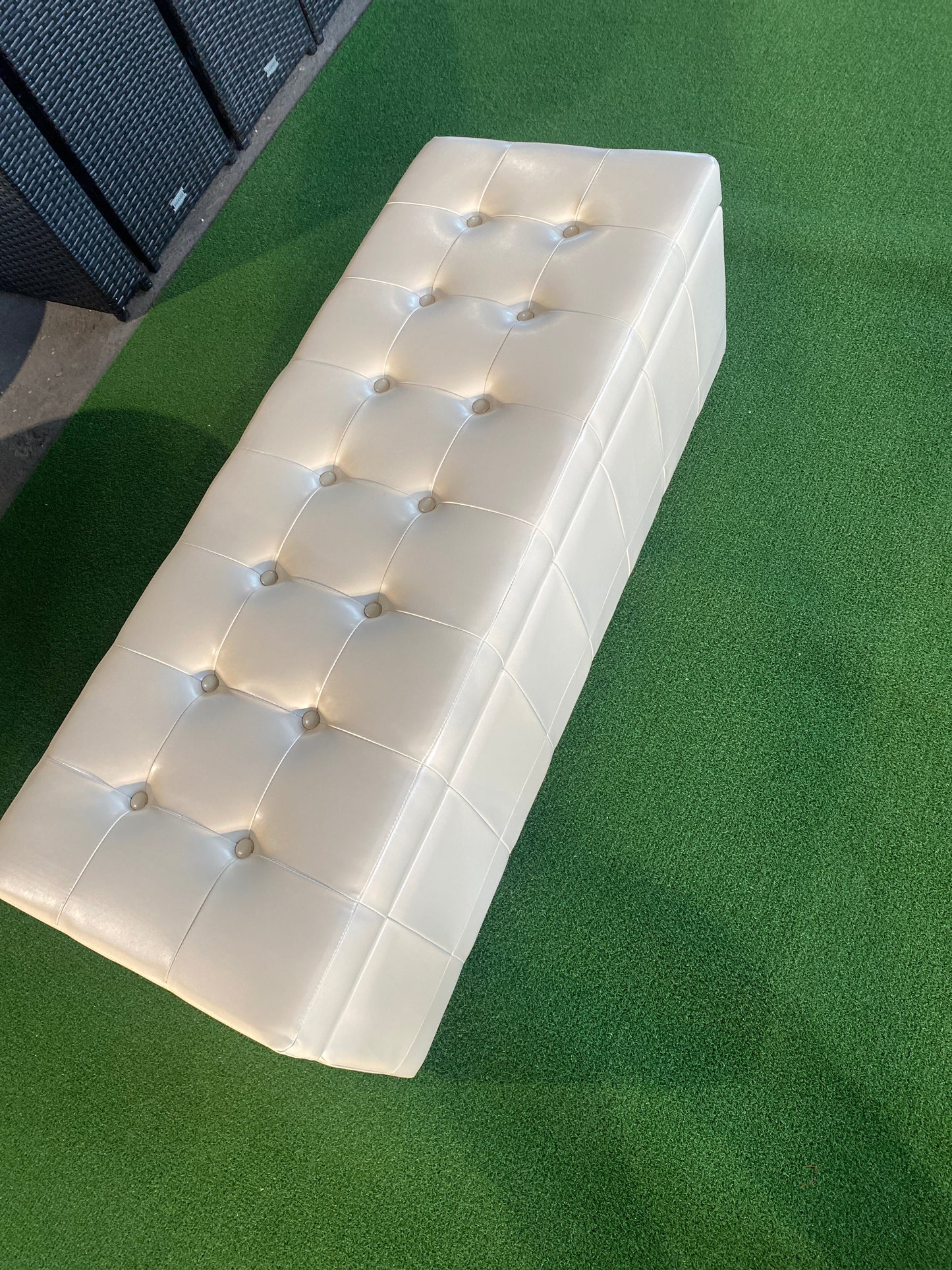 Safavieh Manhattan Storage Bench